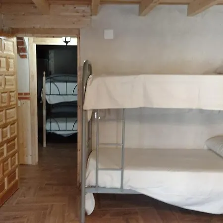 Banos De La Reina Con Piscina Climatizada *