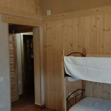 Banos De La Reina Con Piscina Climatizada *