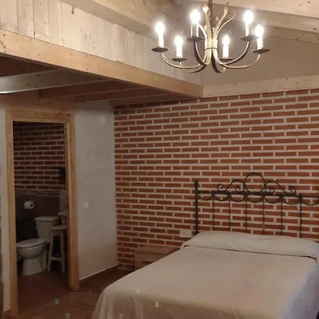 Banos De La Reina Con Piscina Climatizada