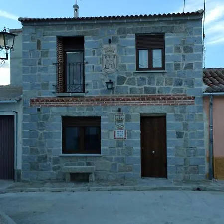 Banos De La Reina Con Piscina Climatizada Dom wakacyjny *