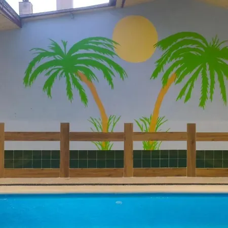 Banos De La Reina Con Piscina Climatizada