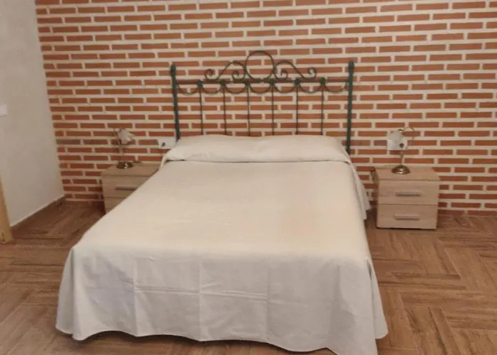 Banos De La Reina Con Piscina Climatizada * 베가 드 산타 마리아