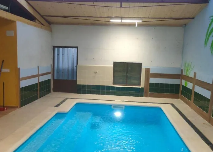 펜션 Banos De La Reina Con Piscina Climatizada 베가 드 산타 마리아