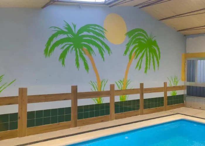 Banos De La Reina Con Piscina Climatizada 펜션 베가 드 산타 마리아